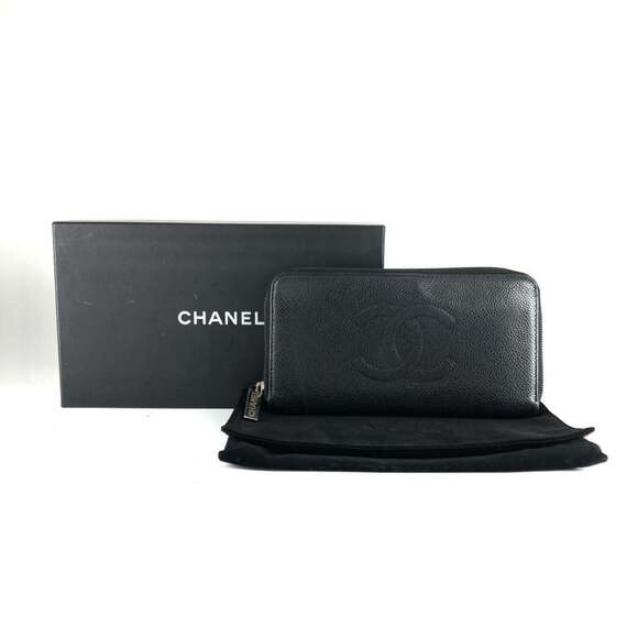 CHANEL Authentic Black Caviar Leather Logo Wallet